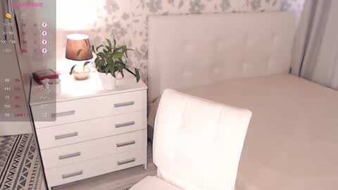 Helena Bonham online show from October 22, 10:59 am