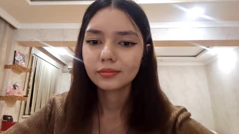 Snapshot of helgakraszewski chatting on September 13, 6:29 pm Alice online show from September 13, 6:29 pm