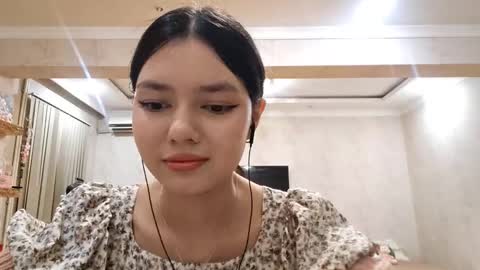 Snapshot of helgakraszewski chatting on November 11, 3:34 pm Alice online show from November 11, 3:34 pm