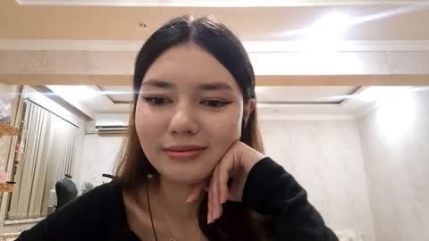 Snapshot of helgakraszewski chatting on November 13, 3:33 pm Alice online show from November 13, 3:33 pm