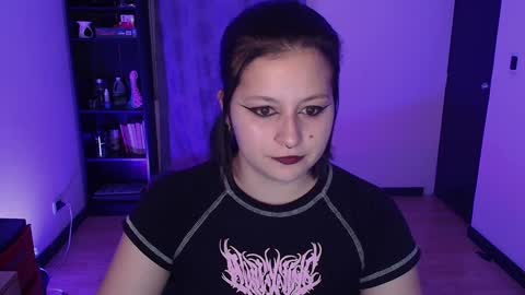 Snapshot of hell_dancer_ chatting on January 23, 12:04 am Lexa online show from January 23, 12:04 am