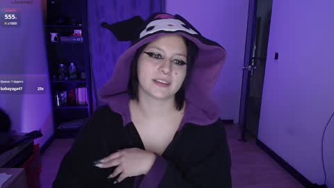 Snapshot of hell_dancer_ chatting on January 31, 5:09 am Lexa online show from January 31, 5:09 am