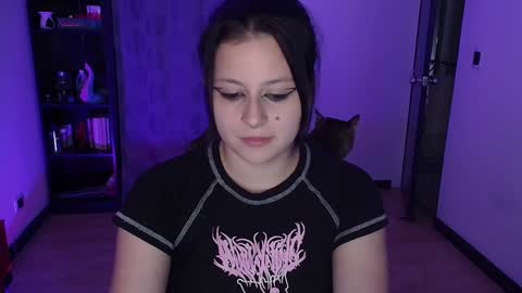 Snapshot of hell_dancer_ chatting on February 7, 5:31 am Lexa online show from February 7, 5:31 am