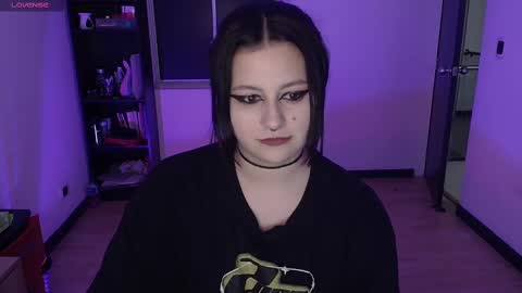 Snapshot of hell_dancer_ chatting on February 26, 2:37 am Lexa online show from February 26, 2:37 am