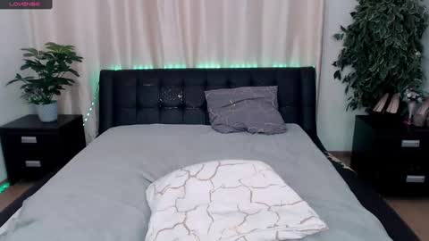 Hella online show from January 9, 8:11 pm