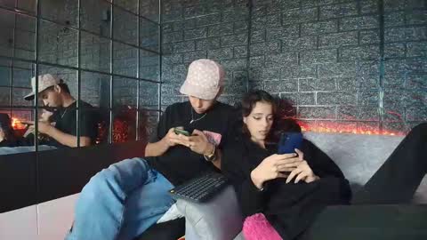 H E L L   AND  D A N T E online show from November 22, 12:20 am