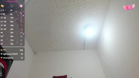 Snapshot of hellen_starx chatting on March 9, 12:21 am hellen_starx online show from March 9, 12:21 am