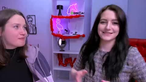 Helli online show from March 9, 1:15 pm