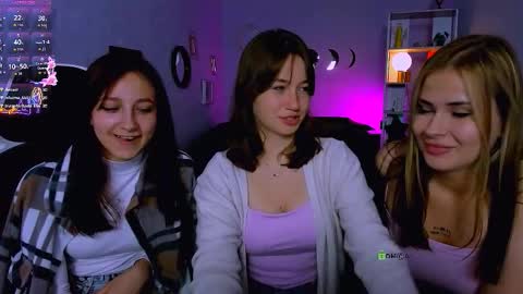 Helli online show from September 16, 7:37 pm