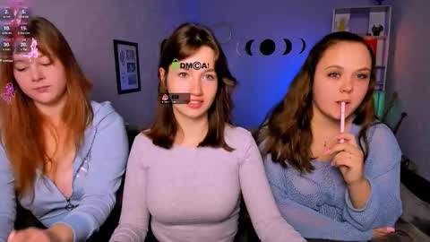 Helli online show from October 6, 7:11 pm