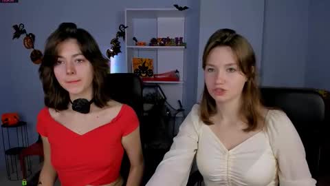 Helli online show from November 1, 8:11 pm