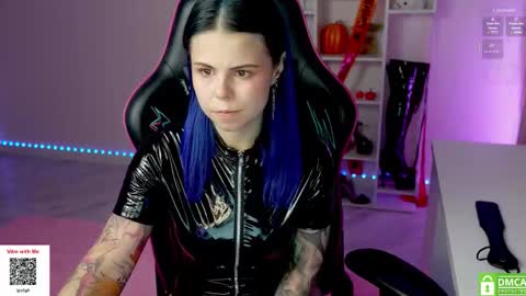 Snapshot of hellokittyalice chatting on October 29, 3:14 pm Alice online show from October 29, 3:14 pm