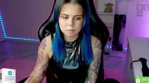 Snapshot of hellokittyalice chatting on November 14, 1:43 pm Alice online show from November 14, 1:43 pm