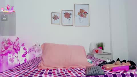 Hellzel online show from October 9, 7:23 pm