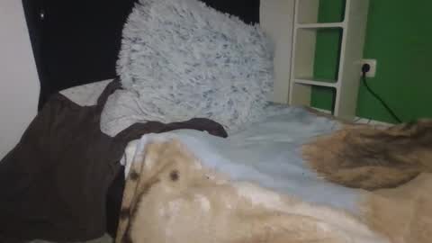 hempdude5588 online show from September 24, 1:47 pm