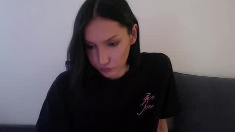 Eva online show from November 28, 3:31 am