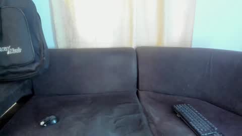 henrik_senn online show from October 2, 6:15 pm