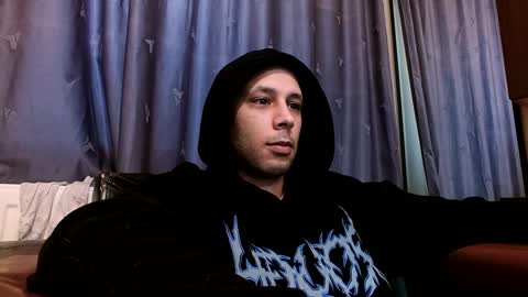 Snapshot of henryaxe chatting on January 14, 10:06 am HenryAxe online show from January 14, 10:06 am