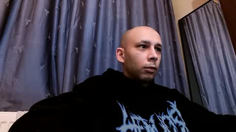 Snapshot of henryaxe chatting on January 14, 1:17 pm HenryAxe online show from January 14, 1:17 pm