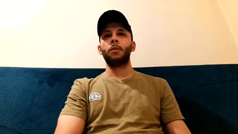 Snapshot of henryaxe chatting on January 25, 8:10 pm HenryAxe online show from January 25, 8:10 pm