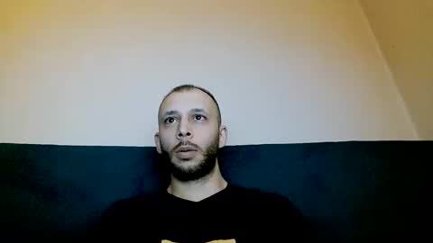 Snapshot of henryaxe chatting on February 15, 11:14 pm HenryAxe online show from February 15, 11:14 pm