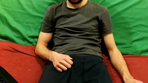 Snapshot of henryaxe chatting on March 3, 11:03 pm HenryAxe online show from March 3, 11:03 pm