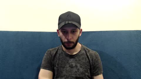 Snapshot of henryaxe chatting on March 6, 8:41 am HenryAxe online show from March 6, 8:41 am