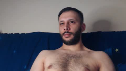 Snapshot of henryaxe chatting on September 10, 9:59 pm HenryAxe online show from September 10, 9:59 pm