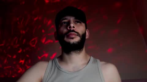 Snapshot of henryaxe chatting on September 15, 10:43 pm HenryAxe online show from September 15, 10:43 pm