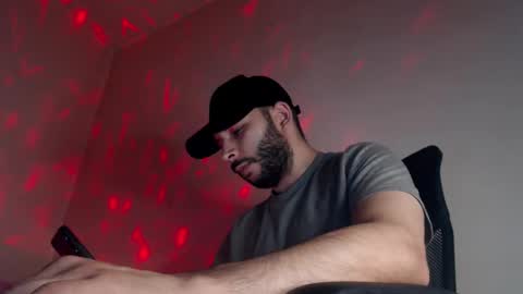 Snapshot of henryaxe chatting on September 16, 10:44 pm HenryAxe online show from September 16, 10:44 pm