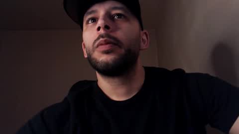 Snapshot of henryaxe chatting on November 5, 2:39 pm HenryAxe online show from November 5, 2:39 pm