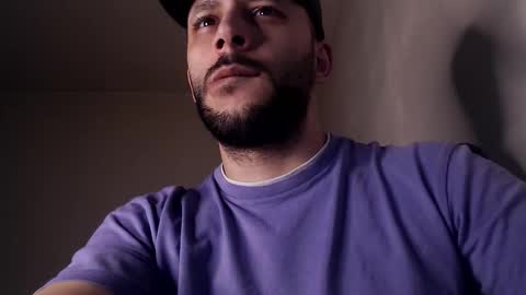 Snapshot of henryaxe chatting on November 12, 1:50 am HenryAxe online show from November 12, 1:50 am