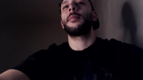 Snapshot of henryaxe chatting on November 14, 12:42 am HenryAxe online show from November 14, 12:42 am