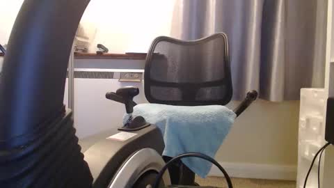 Snapshot of henryjxxx chatting on October 15, 11:38 pm henryjxxx online show from October 15, 11:38 pm