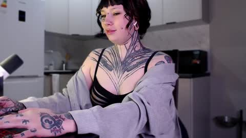 dirty Diana online show from January 25, 11:00 pm