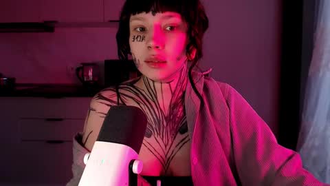 dirty Diana online show from February 10, 1:11 pm