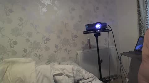 Snapshot of hermeneutika chatting on September 10, 7:41 am mature online show from September 10, 7:41 am