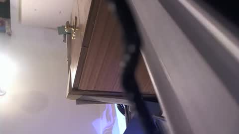 Snapshot of hermeneutika chatting on October 31, 8:37 am mature online show from October 31, 8:37 am