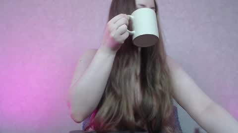 Hesssa Prime time  The broadcasts start at 3am and 3 pm London time  online show from January 23, 5:13 am