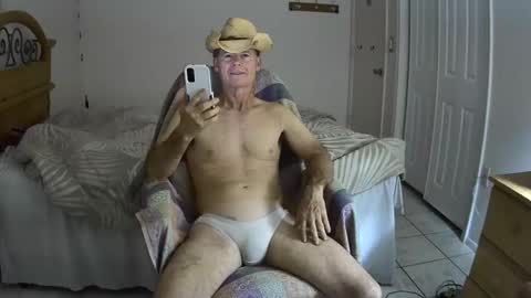 hewes1 online show from February 10, 4:52 am