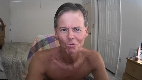 hewes1 online show from October 1, 6:58 pm