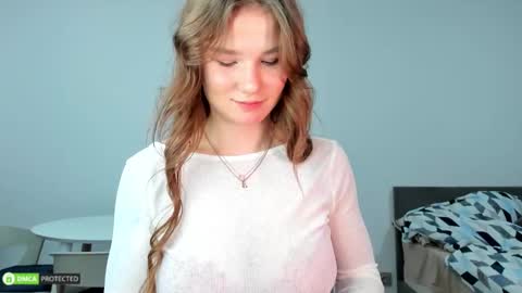 Bella 3 online show from September 19, 11:05 pm