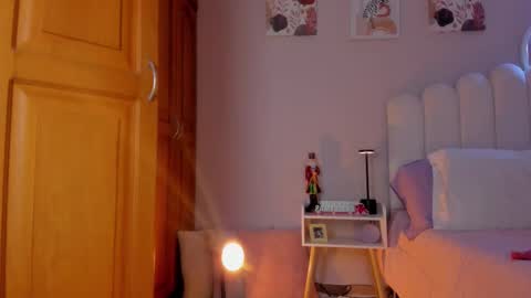 Snapshot of heymartina chatting on December 17, 1:50 pm Martina Ricci Show schedule Monday to Friday 8am colombia time I work some weekends online show from December 17, 1:50 pm