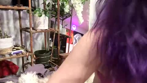 Snapshot of heynicole01 chatting on January 3, 1:38 am FlexieFae online show from January 3, 1:38 am