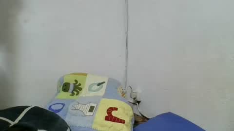 Snapshot of hheritinaa chatting on September 12, 4:29 pm hheritinaa online show from September 12, 4:29 pm