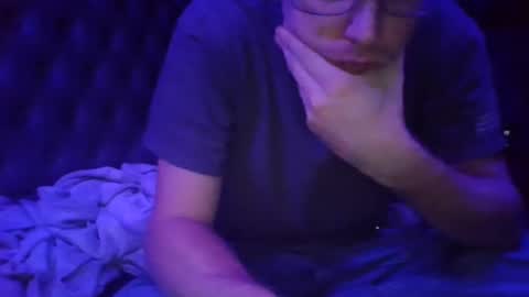 MR. Bation online show from December 8, 11:51 pm