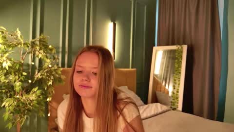 My name is Angelina but I like when you call me Angel online show from September 27, 7:57 am