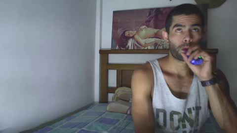 hideonbush online show from October 10, 2:54 am