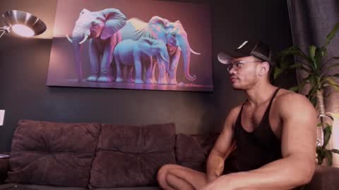 Snapshot of highlatin_guys chatting on January 16, 1:47 pm Terry and E online show from January 16, 1:47 pm