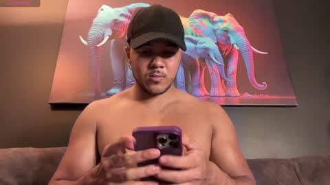 Snapshot of highlatin_guys chatting on February 2, 7:52 am Terry and E online show from February 2, 7:52 am